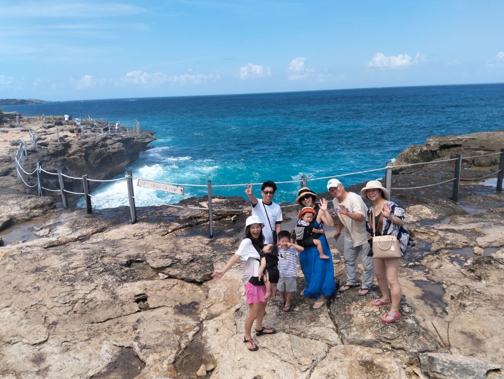 レンボンガン島ツアー